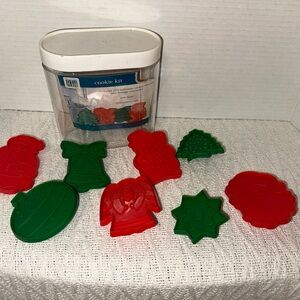 Holiday Cookie Cutter Set in Red and Green 8 total